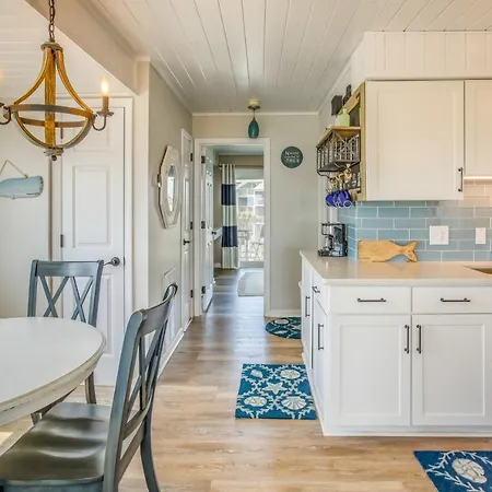 Carolina Beach Condo With Community Pool Exterior photo