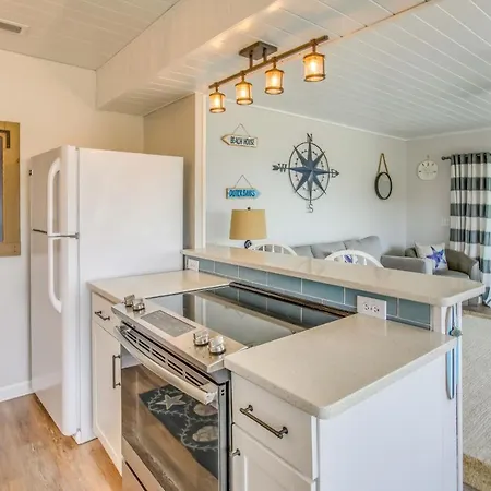 Carolina Beach Condo With Community Pool Exterior photo